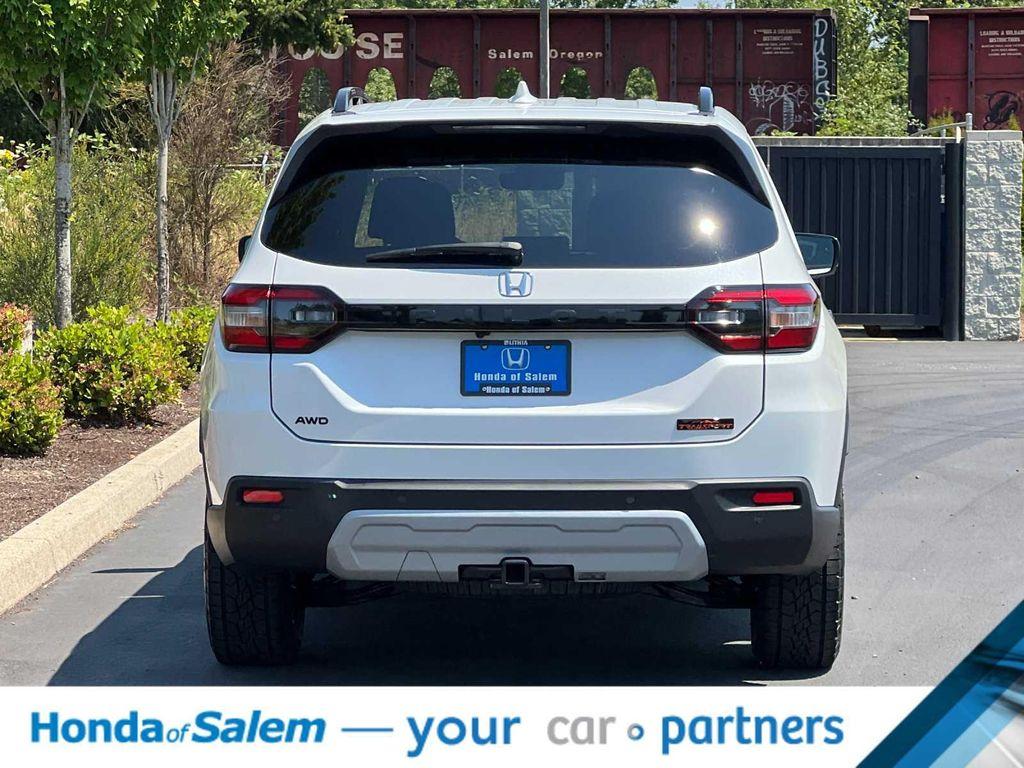 new 2025 Honda Pilot car, priced at $48,722