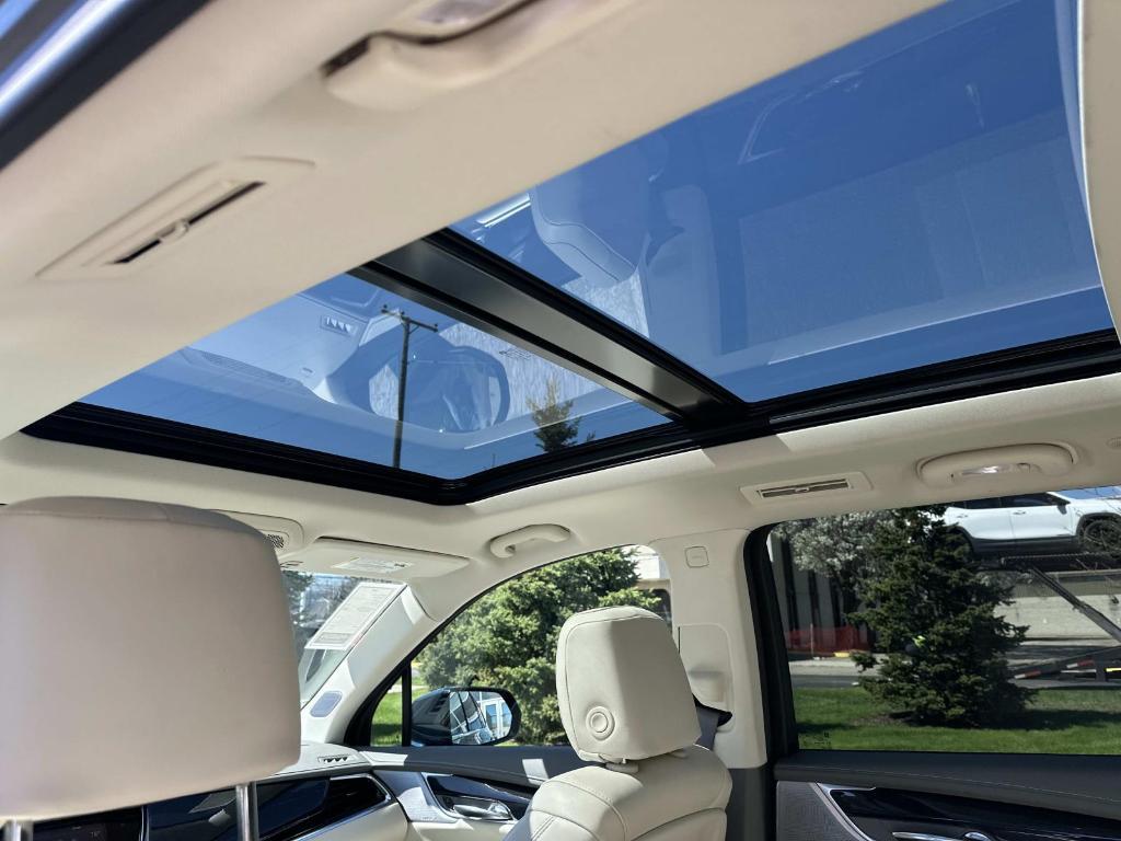 used 2024 Cadillac XT6 car, priced at $43,500