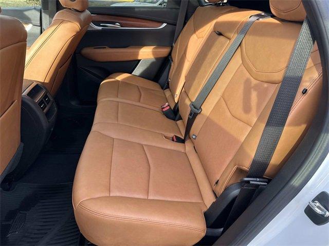 used 2023 Cadillac XT5 car, priced at $30,000