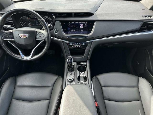 used 2024 Cadillac XT6 car, priced at $35,900