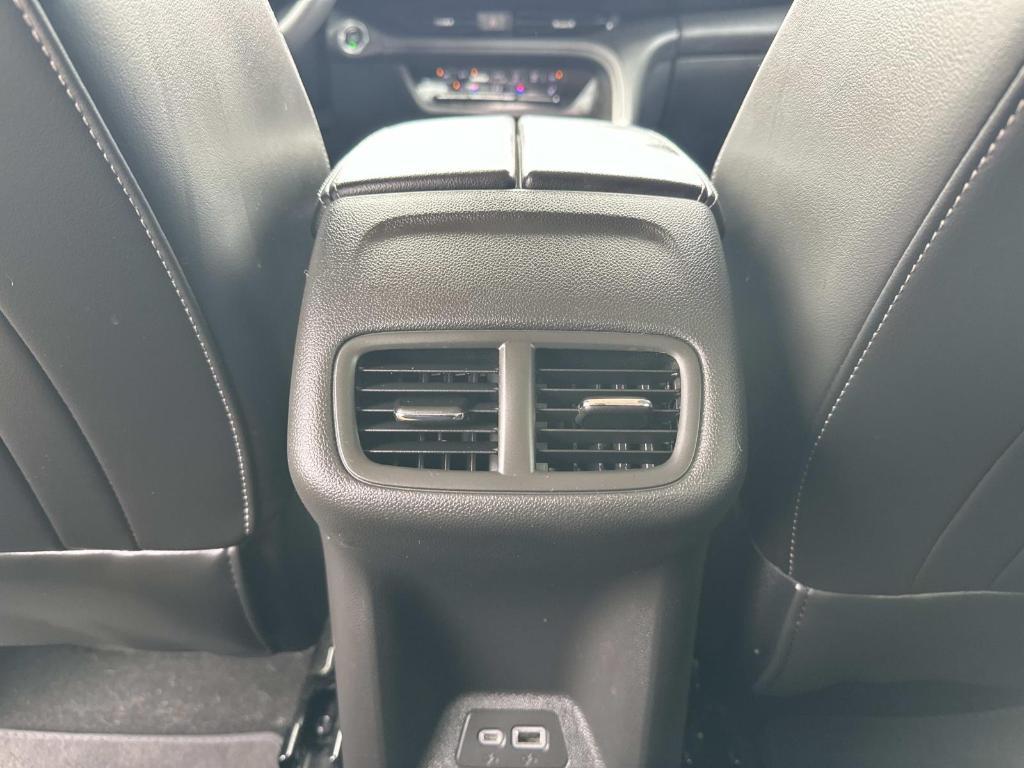 used 2023 Buick Envision car, priced at $27,900