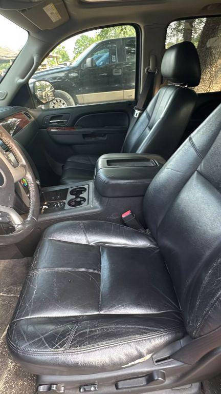 used 2013 GMC Yukon car, priced at $2,950