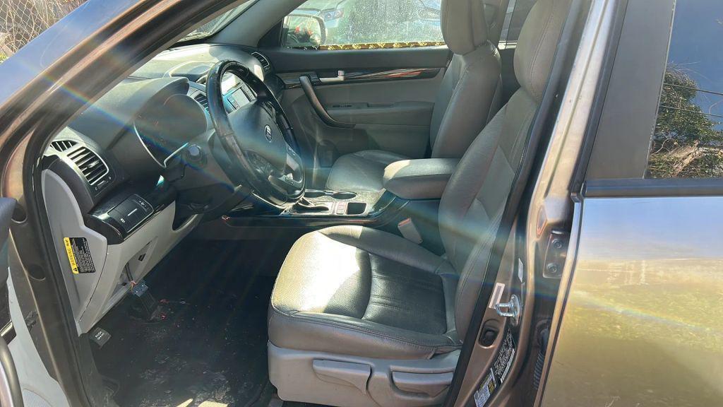 used 2015 Kia Sorento car, priced at $3,250