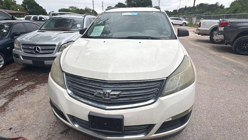 used 2014 Chevrolet Traverse car, priced at $3,250