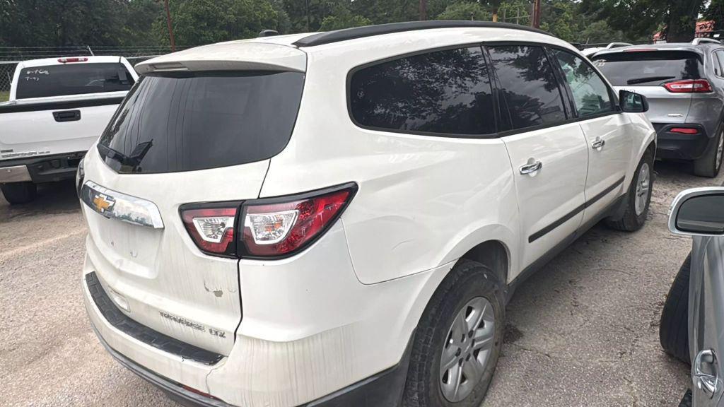 used 2014 Chevrolet Traverse car, priced at $3,250