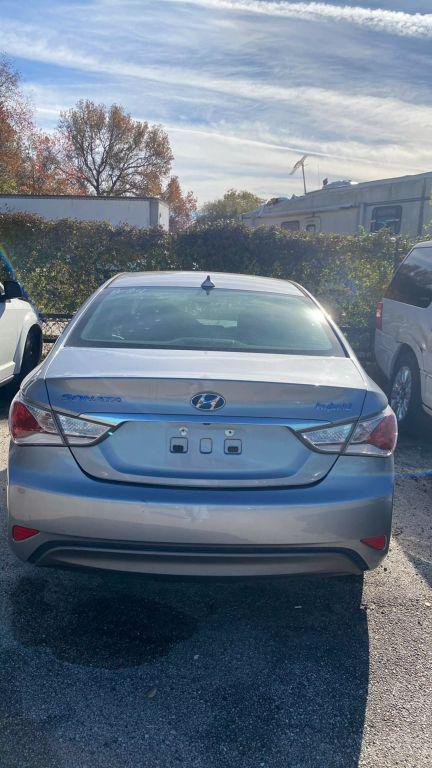 used 2015 Hyundai Sonata Hybrid car, priced at $2,800