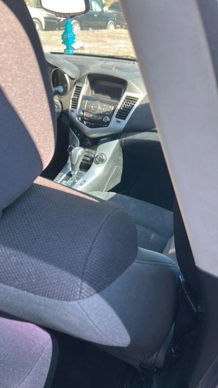 used 2011 Chevrolet Cruze car, priced at $2,000