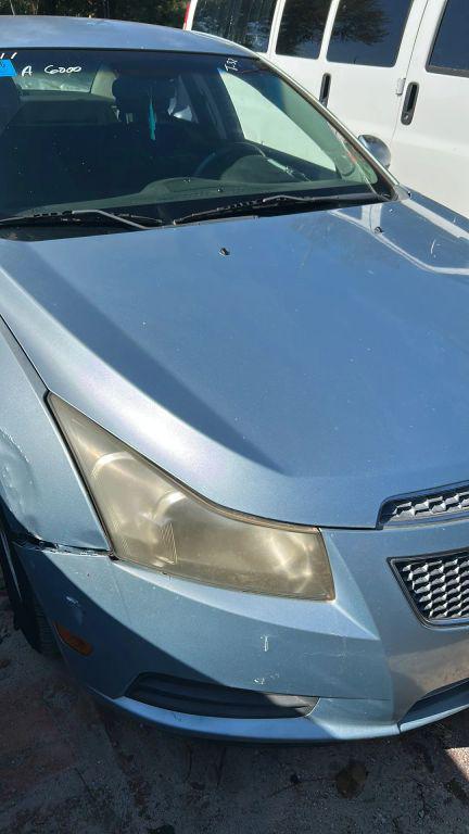 used 2011 Chevrolet Cruze car, priced at $2,000