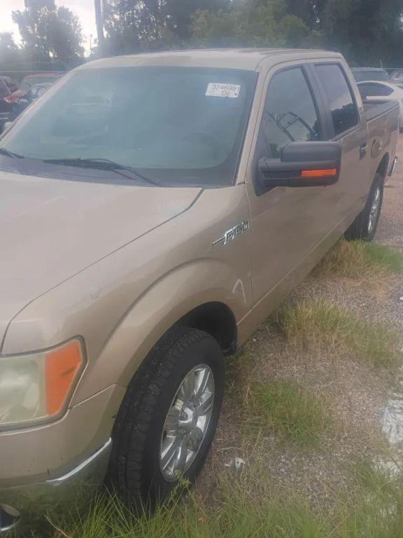used 2011 Ford F-150 car, priced at $5,500