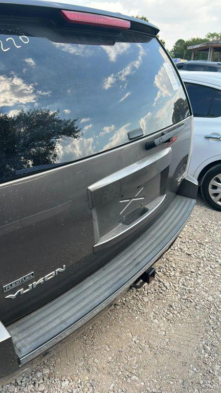 used 2012 GMC Yukon car, priced at $2,950