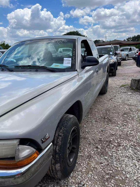used 2000 Dodge Dakota car, priced at $2,100