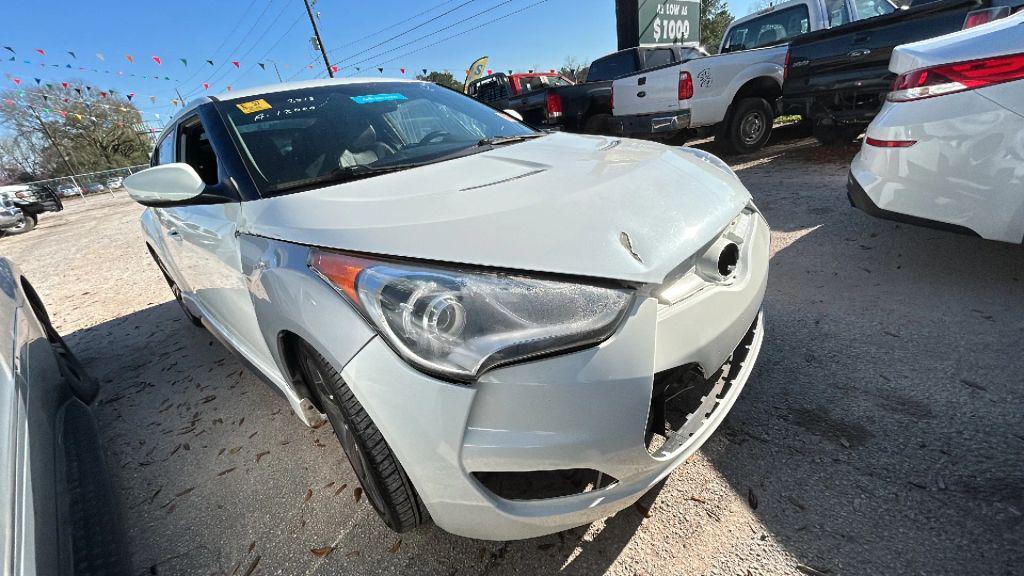 used 2015 Hyundai Veloster car, priced at $2,950