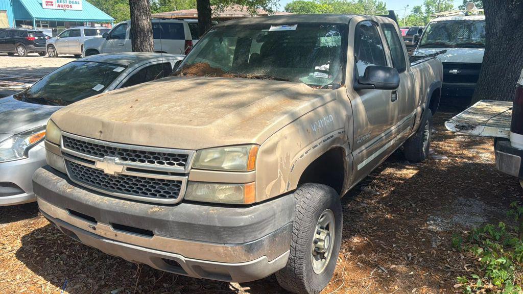 used 2005 Chevrolet Silverado 2500 car, priced at $2,950