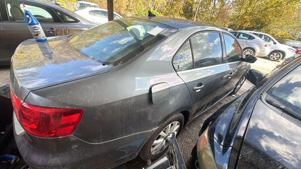 used 2014 Volkswagen Jetta car, priced at $2,950