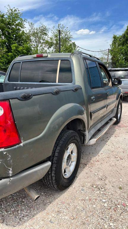 used 2002 Ford Explorer Sport Trac car, priced at $2,200