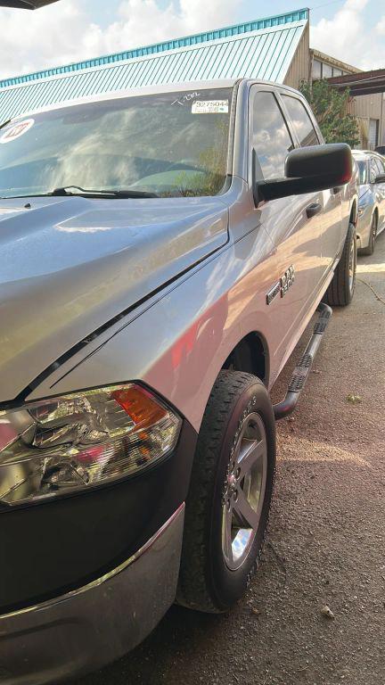 used 2015 Ram 1500 car, priced at $5,950