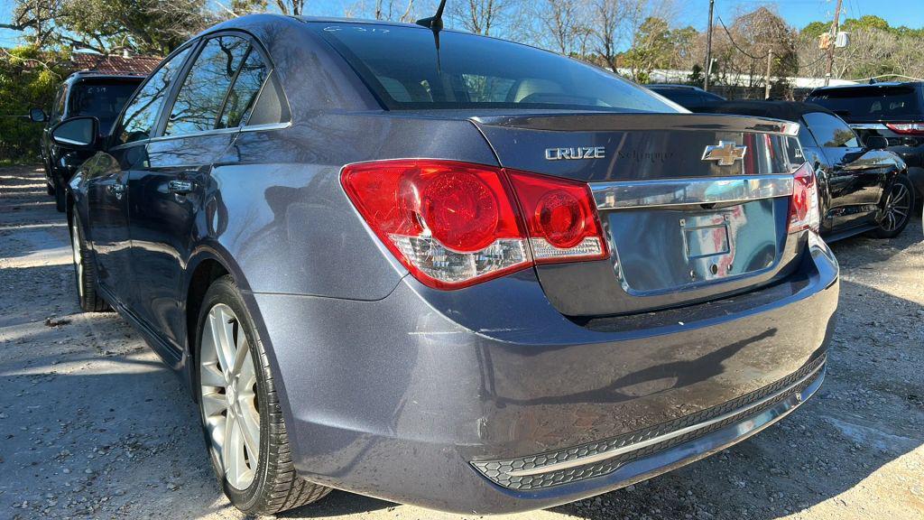 used 2013 Chevrolet Cruze car, priced at $2,500