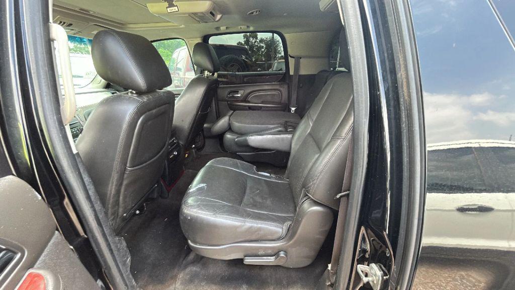 used 2014 Cadillac Escalade ESV car, priced at $4,500