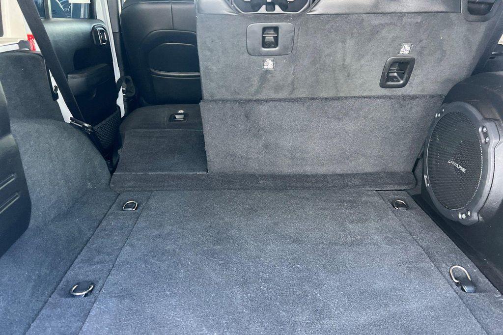 used 2022 Jeep Wrangler Unlimited car, priced at $29,000