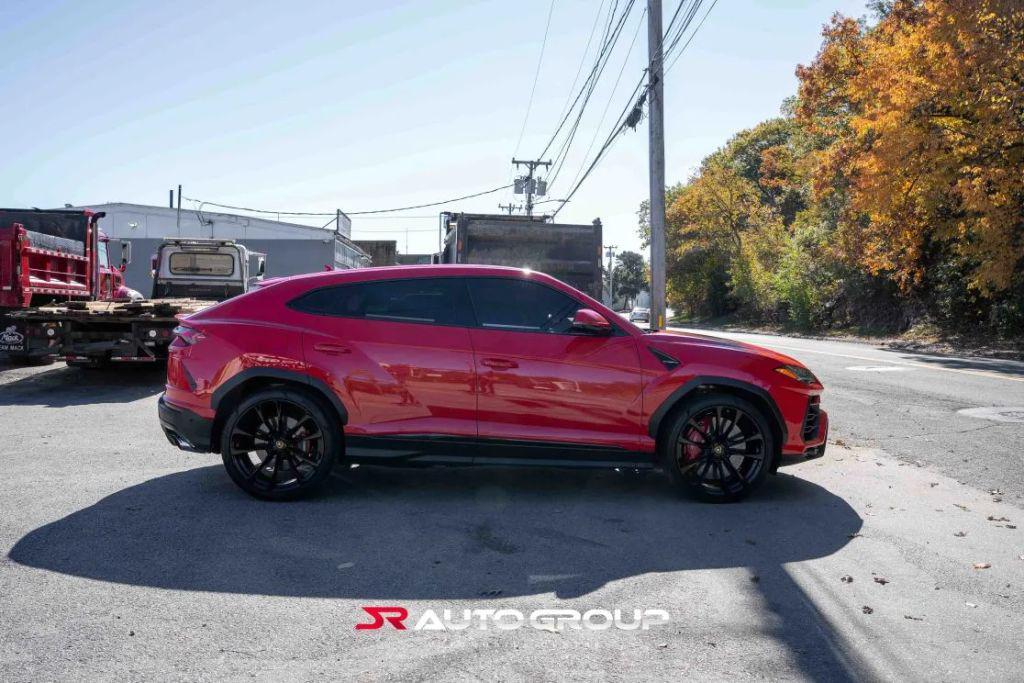 used 2019 Lamborghini Urus car, priced at $176,000