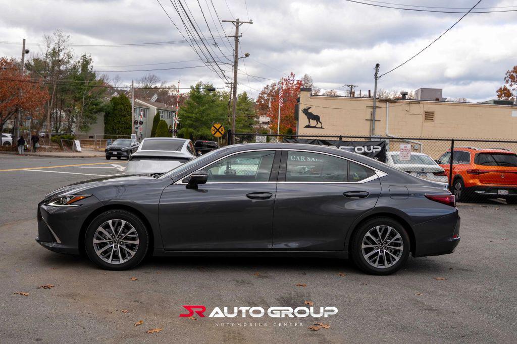 used 2022 Lexus ES 350 car, priced at $32,500