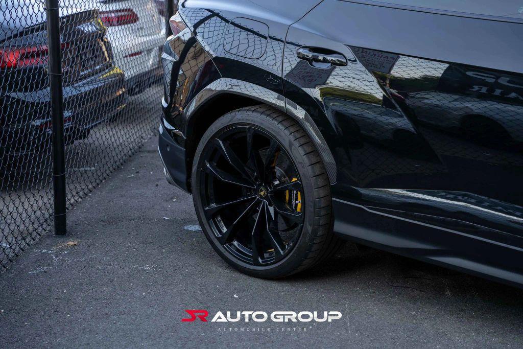 used 2019 Lamborghini Urus car, priced at $170,000