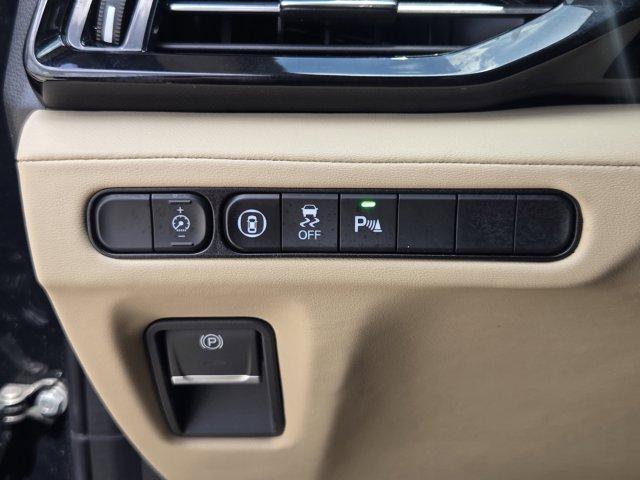 used 2024 Acura MDX car, priced at $38,999