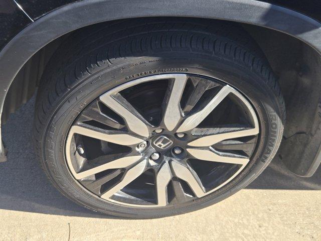 used 2022 Honda Pilot car, priced at $23,991