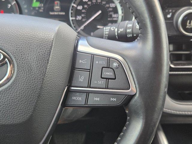used 2021 Toyota Highlander car, priced at $27,460