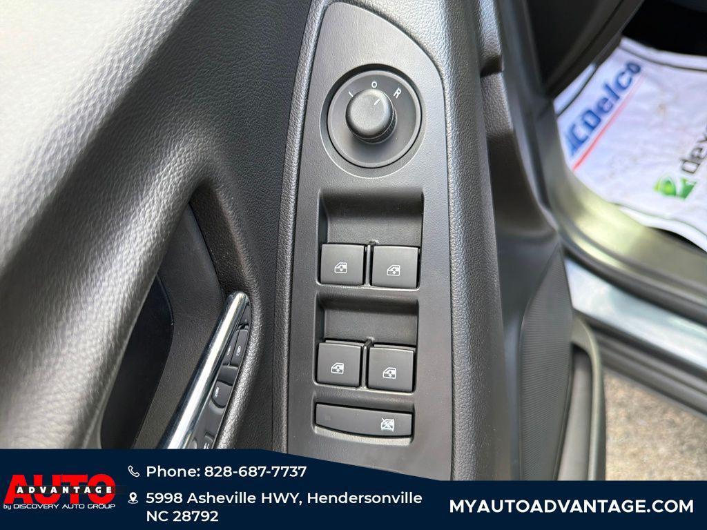 used 2022 Chevrolet Trax car, priced at $17,930