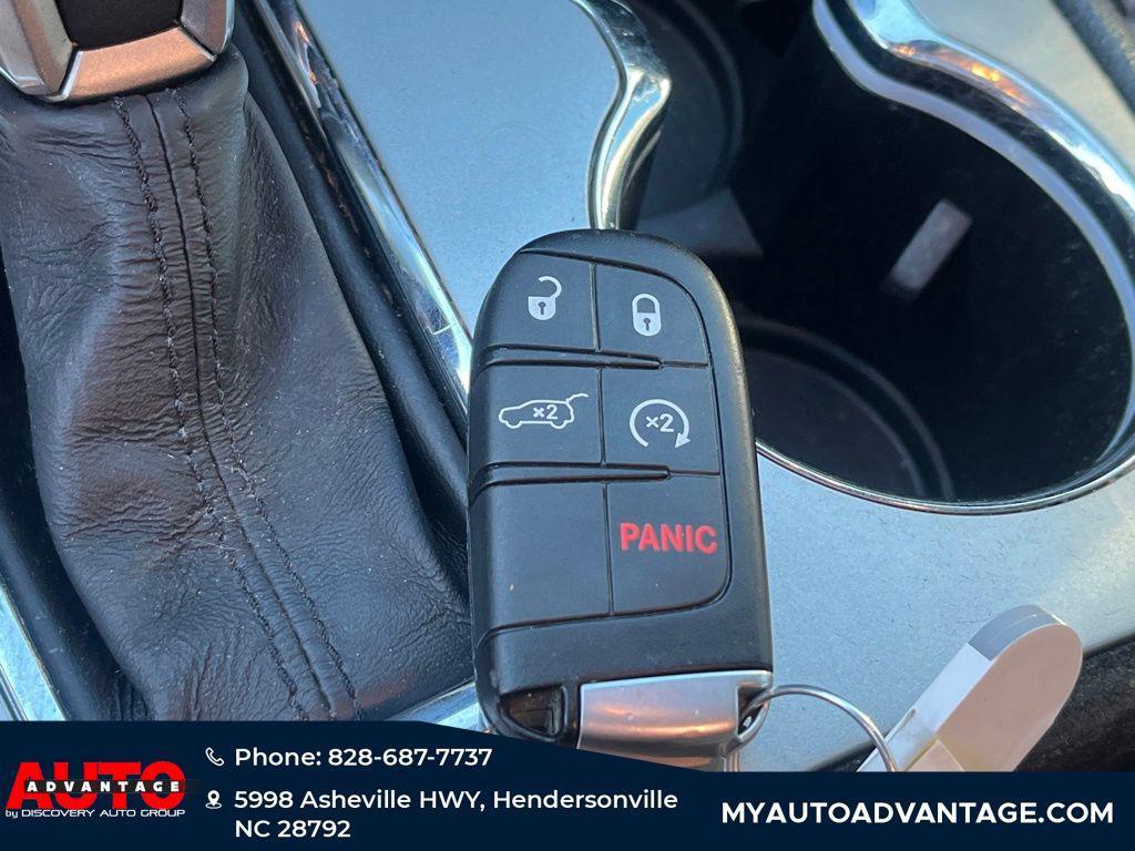 used 2019 Jeep Grand Cherokee car, priced at $22,427