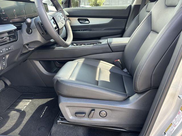 used 2025 Nissan Murano car, priced at $38,413