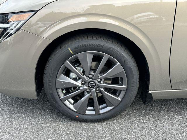 new 2026 Nissan Kicks car, priced at $23,072