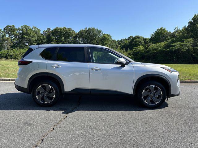 used 2025 Nissan Rogue car, priced at $22,525