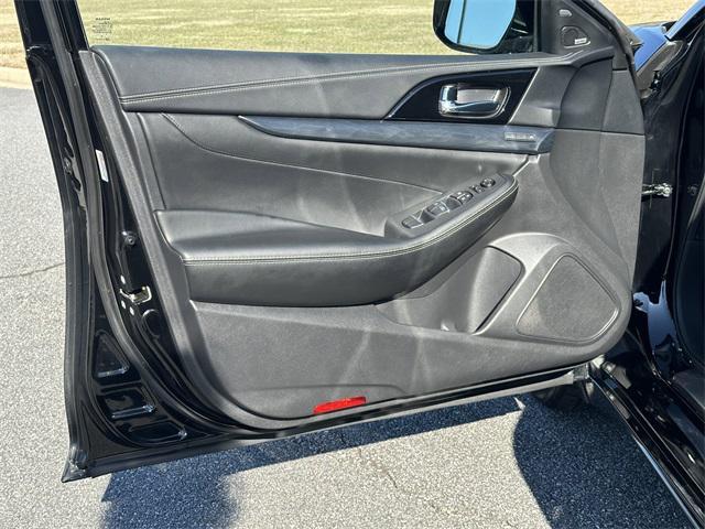 used 2023 Nissan Maxima car, priced at $30,357