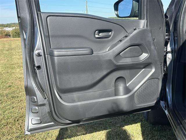 new 2026 Nissan Frontier car, priced at $38,454