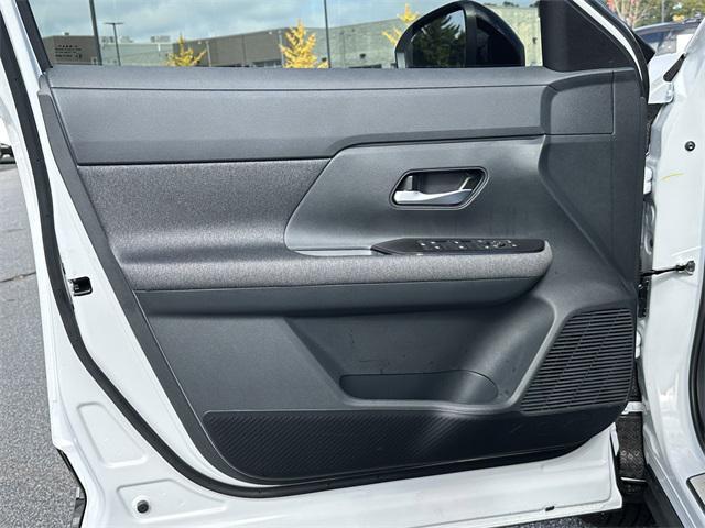 new 2026 Nissan Kicks car, priced at $28,364