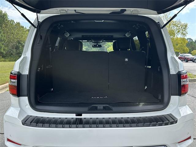 2024 Aspen White Nissan Armada