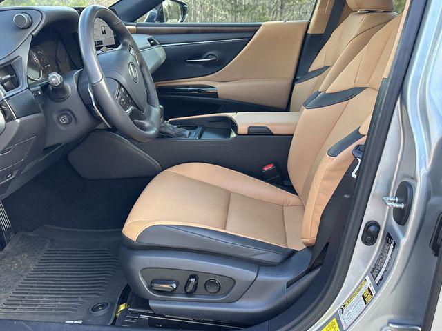 used 2024 Lexus ES 350 car, priced at $38,476