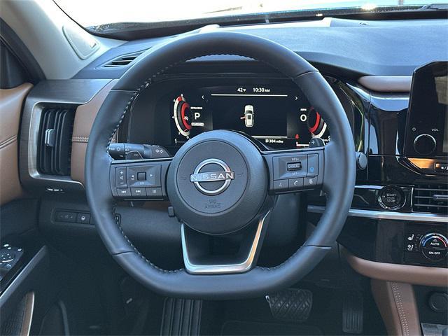 new 2025 Nissan Pathfinder car, priced at $41,174