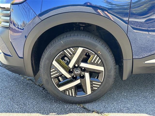new 2026 Nissan Kicks car, priced at $23,771