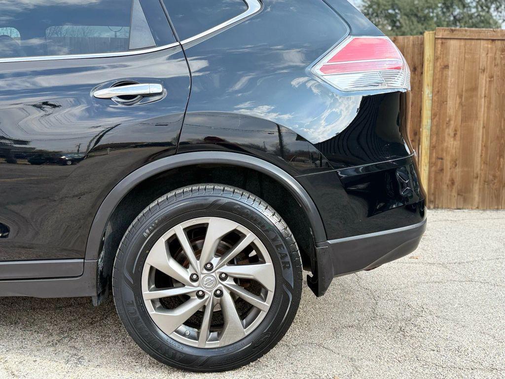 used 2015 Nissan Rogue car, priced at $9,775