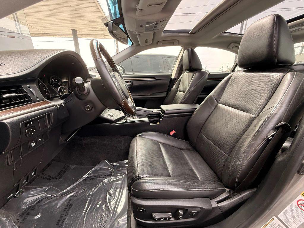 used 2015 Lexus ES 350 car, priced at $15,995