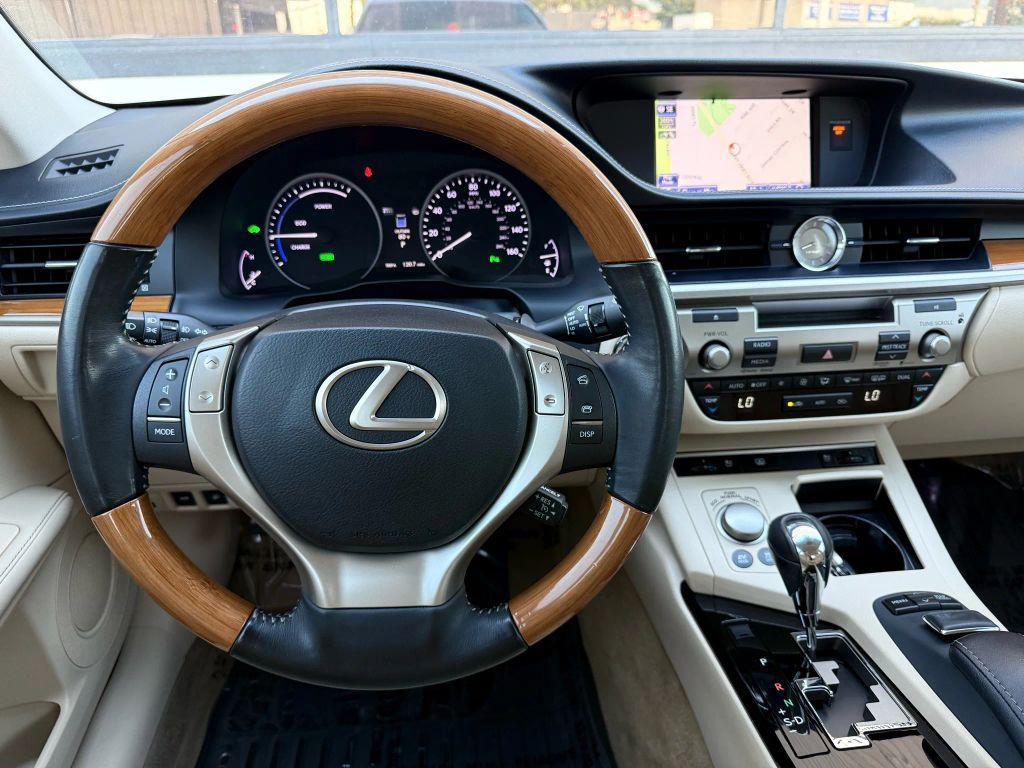 used 2014 Lexus ES 300h car, priced at $12,999