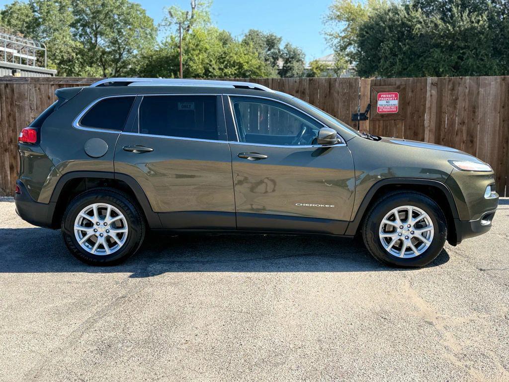 used 2014 Jeep Cherokee car, priced at $9,995