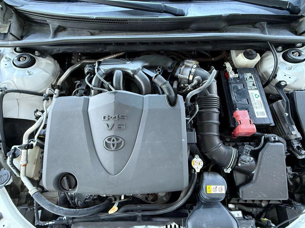 used 2021 Toyota Avalon car, priced at $20,888