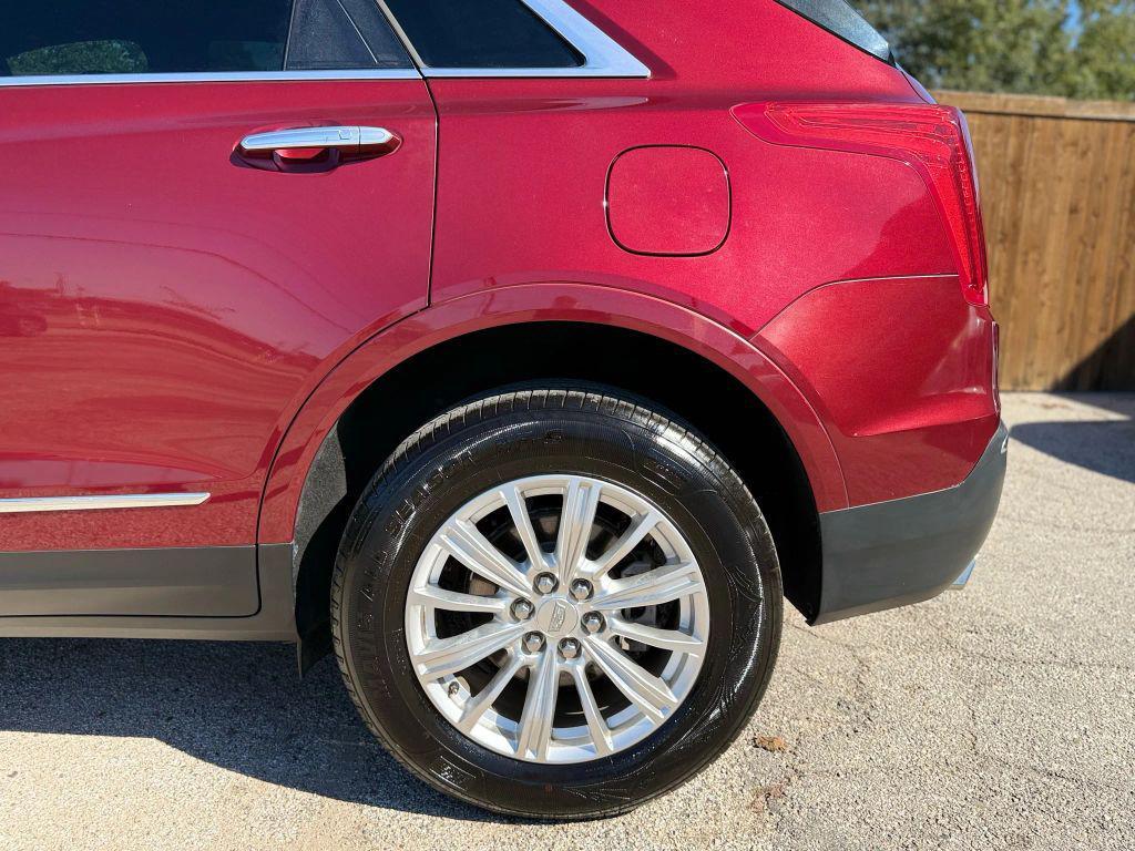 used 2017 Cadillac XT5 car, priced at $18,995