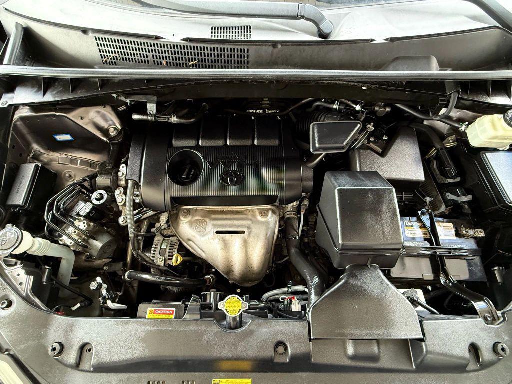 used 2015 Toyota Highlander car, priced at $13,888