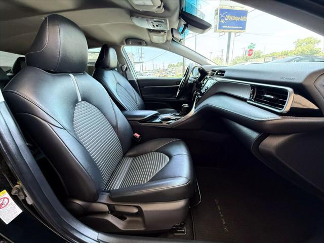 2019 Midnight Black Metallic Toyota Camry