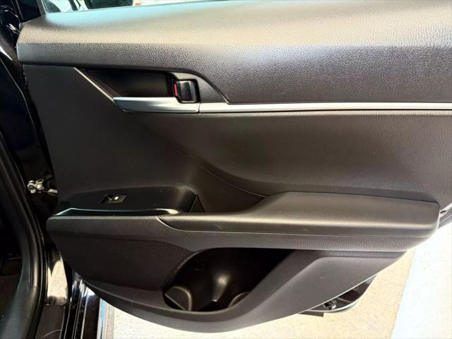 2019 Midnight Black Metallic Toyota Camry